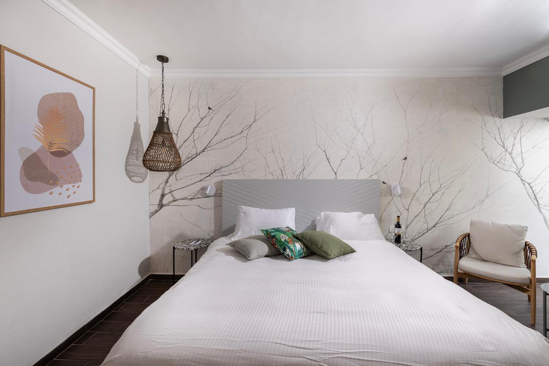 C Hotel Неве Илан Екстериор снимка